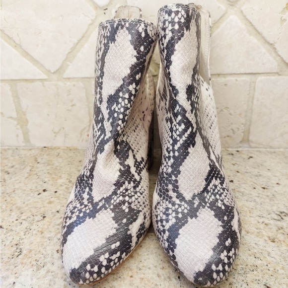Steve Madden Snake Rookie Boot - Picture 3 of 8